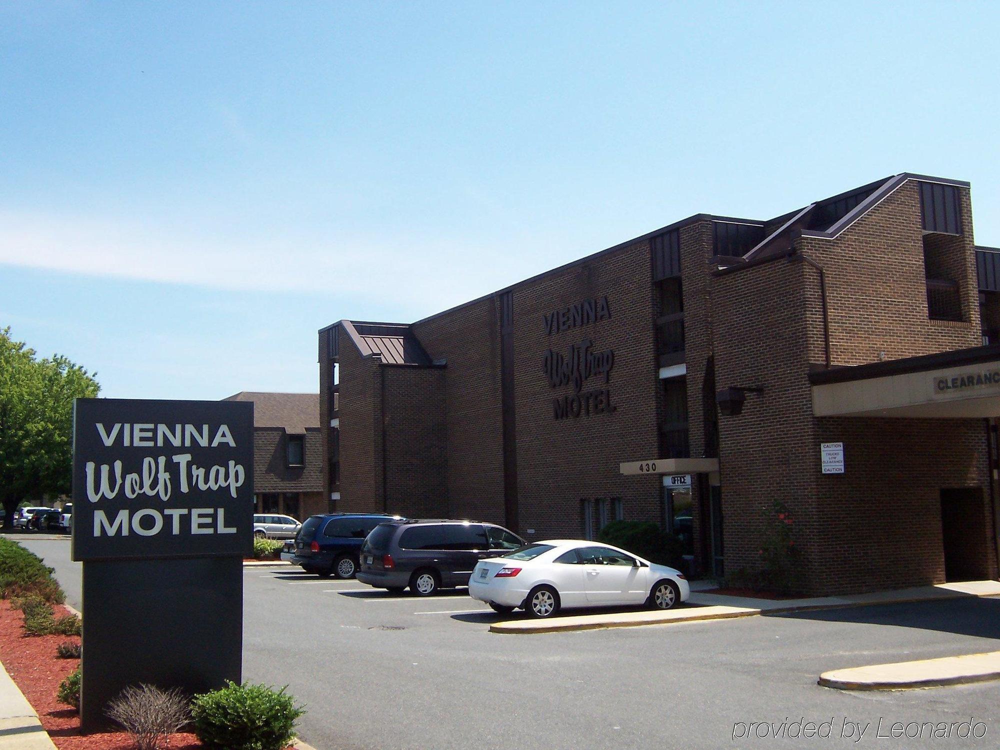 Vienna Wolf Trap Hotel Exterior photo