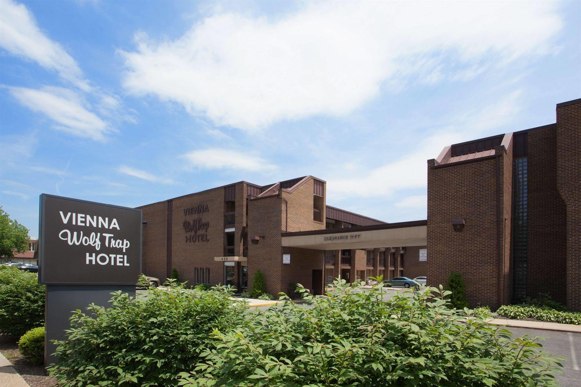 Vienna Wolf Trap Hotel Exterior photo